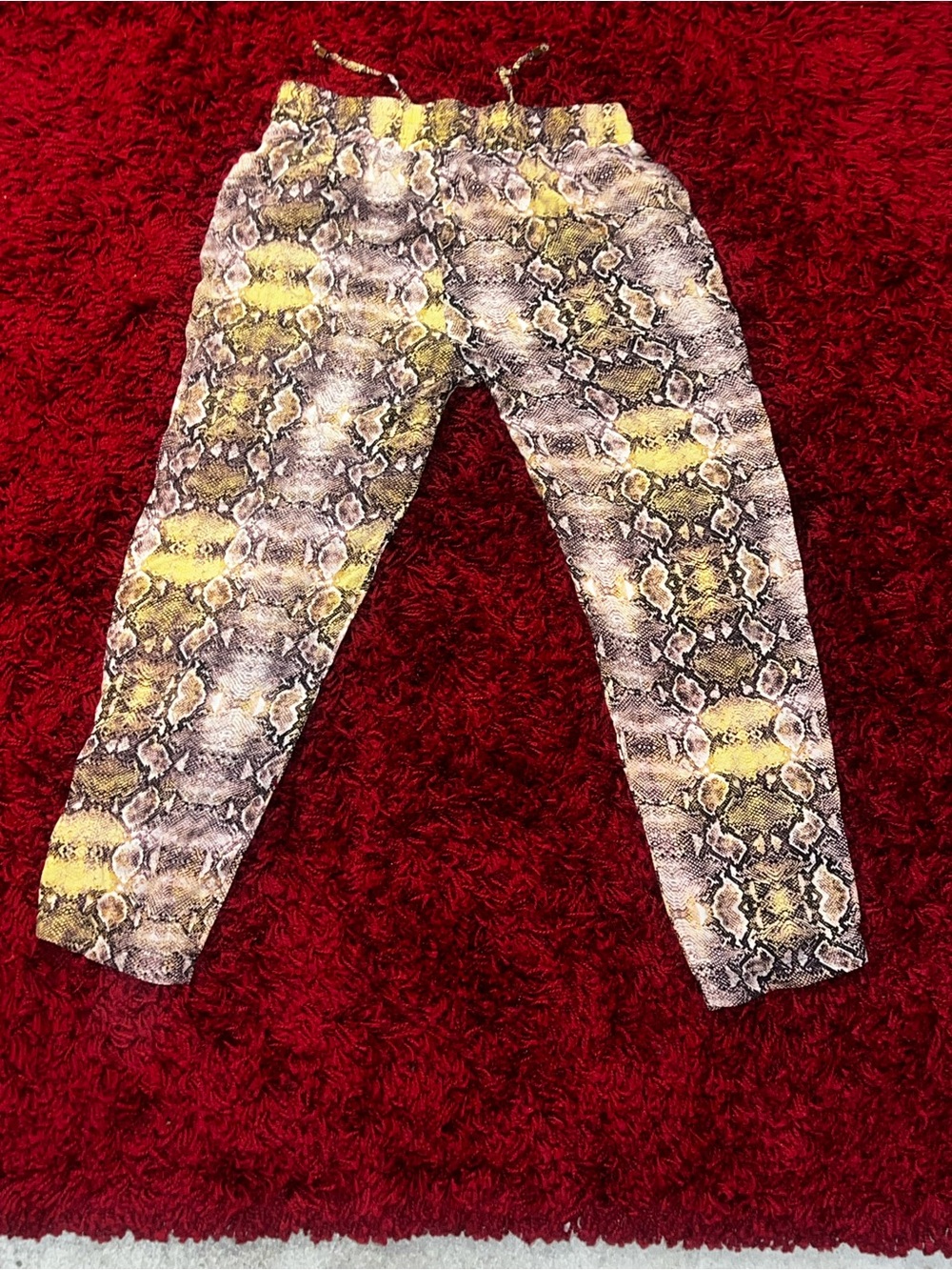 Ali & Kris snake print pants size small - Picture 7 of 8